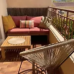 Very 60m With Balcony Near The Beaches! Appartement
