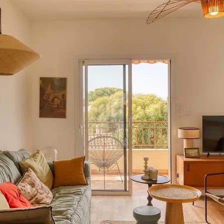 Very 60m With Balcony Near The Beaches! Appartement
