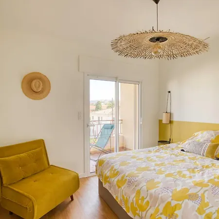Very 60m With Balcony Near The Beaches! Six-Fours-les-Plages